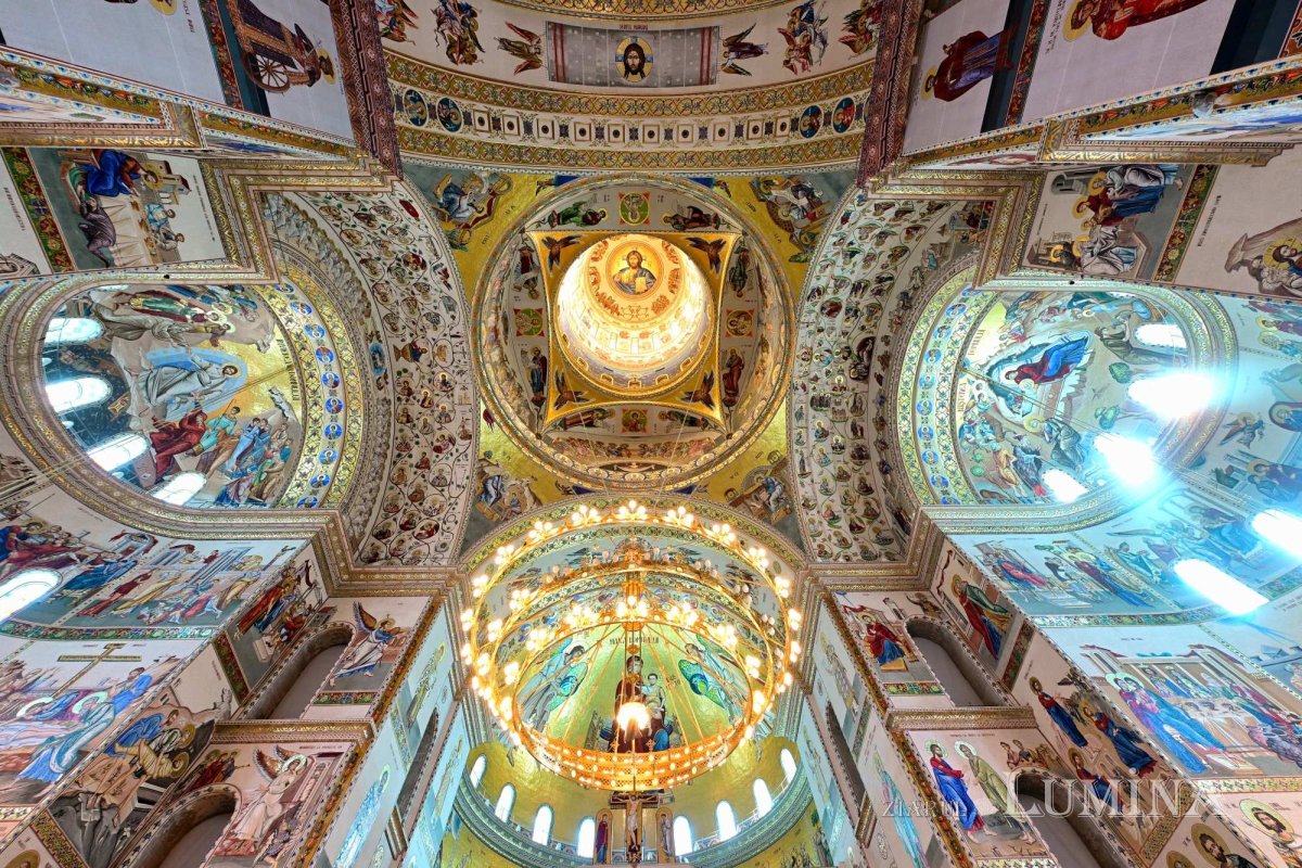 Sclipirile Luminii: Catedrala Naţională din Bucureşti 342526