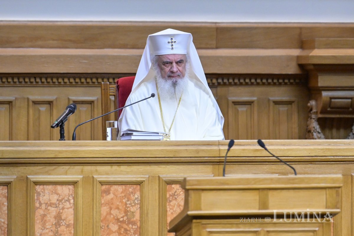 Întrunirea Sfântului Sinod la Palatul Patriarhiei 342788