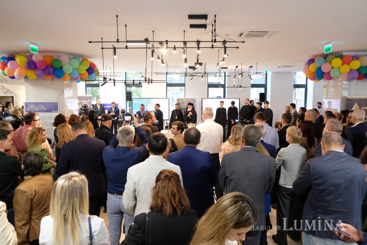 Slujbă de binecuvântare la Academia de Studii Economice din Capitală 342826