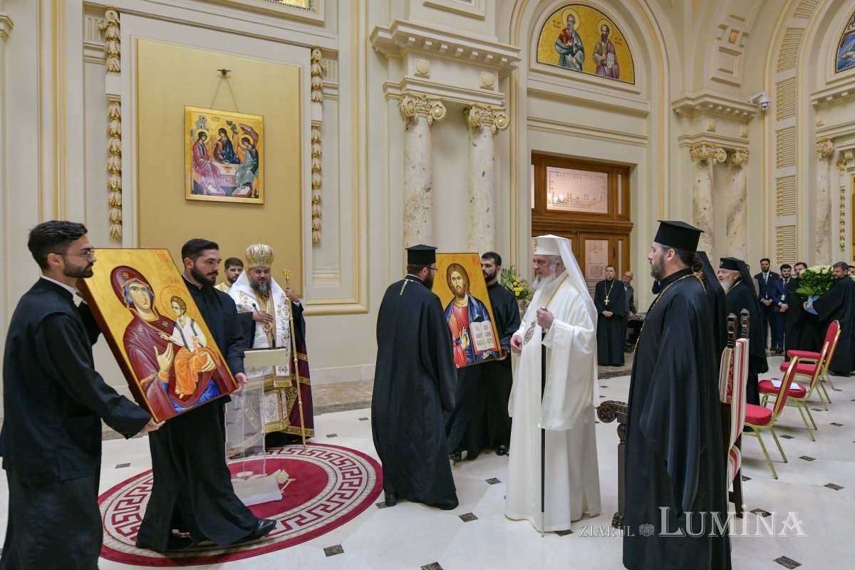Moment festiv în Sala „Europa Christiana” a Palatului Patriarhiei 342914