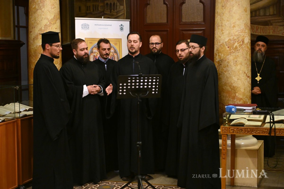 Vernisajul expoziției de partituri psaltice la Biblioteca Sfântului Sinod 342884