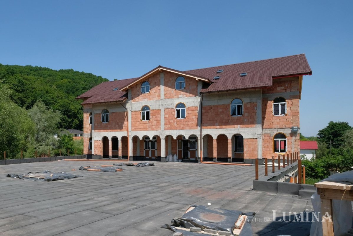 Aerul Mănăstirii Floreşti 342971