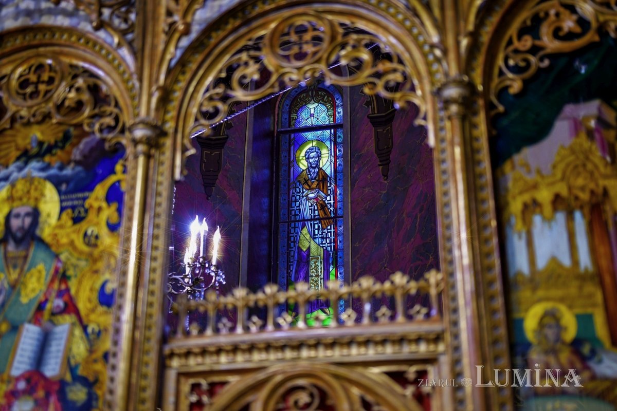 Sclipirile Luminii: Biserica Zlătari din București 343225