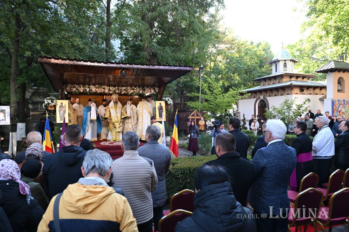 Resfințirea Bisericii Apărătorii Patriei II din Capitală 343469