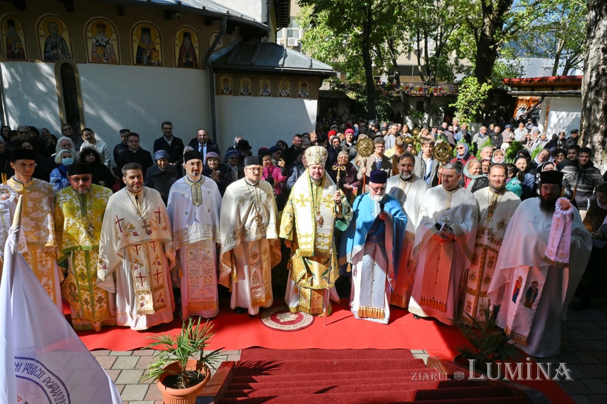Resfințirea Bisericii Apărătorii Patriei II din Capitală 343475