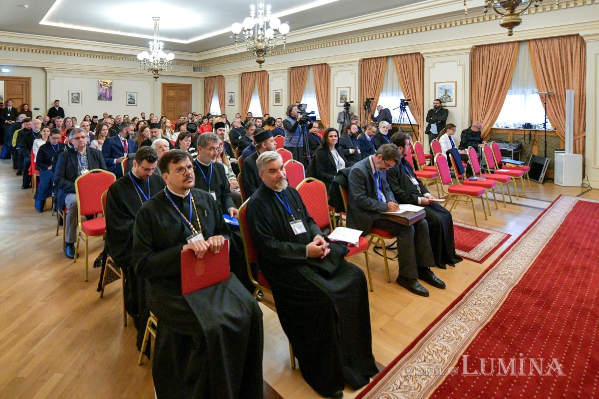 Conferința națională a Proiectului Hristocentric la Palatul Patriarhiei 343550