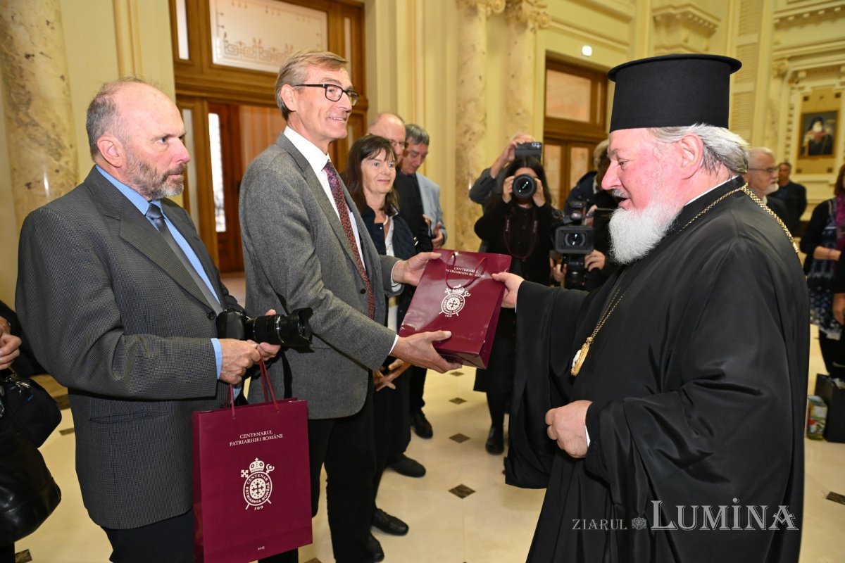 Oaspeți din Norvegia în vizită la Patriarhia Română 343648