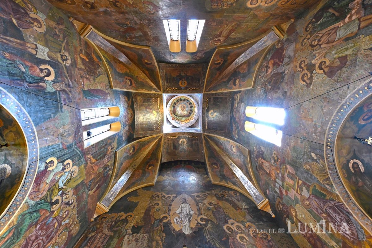 Sclipirile Luminii: Biserica „Sfântul Nicolae”-Ghica 343930