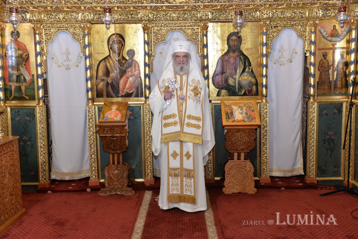 „Rostul vieții este primirea și rodirea cuvântului lui Dumnezeu” 344271