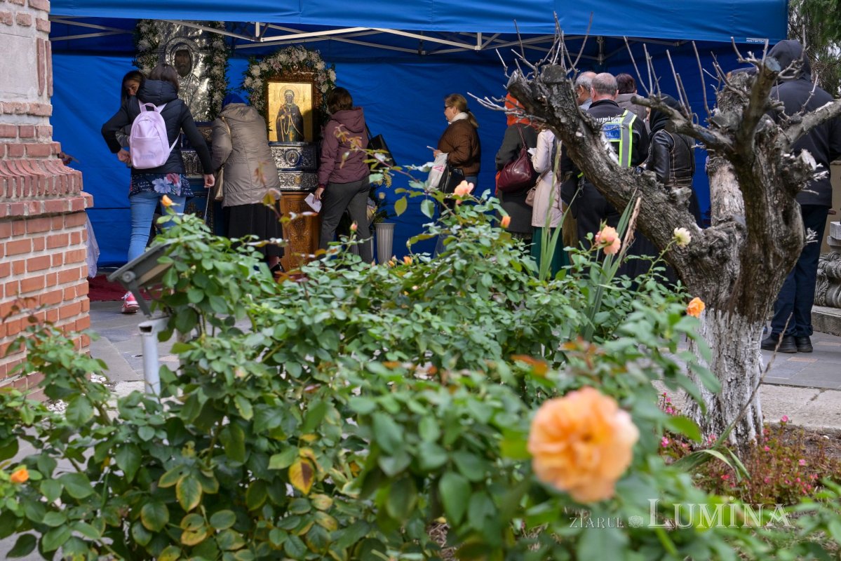 Hramul de toamnă al Bisericii Domnești din București  344567