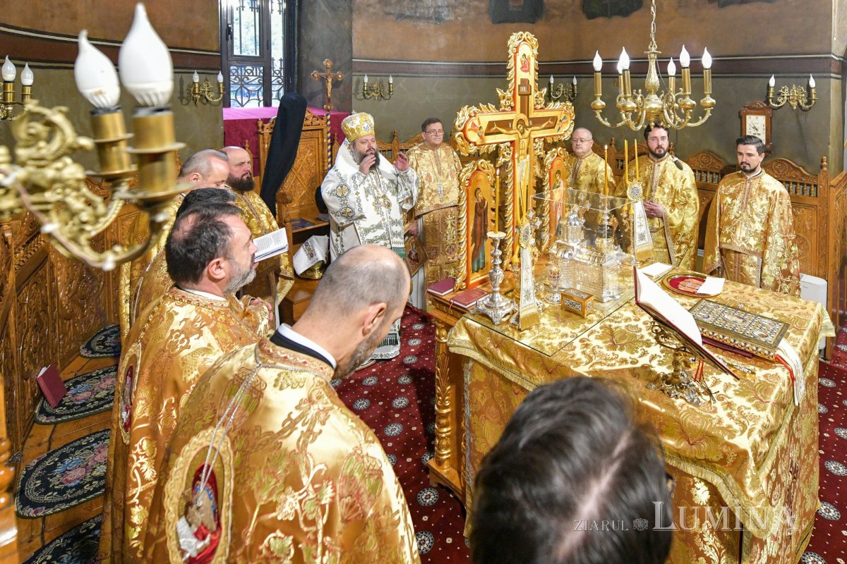 Hramul de toamnă al Bisericii Domnești din București  344582