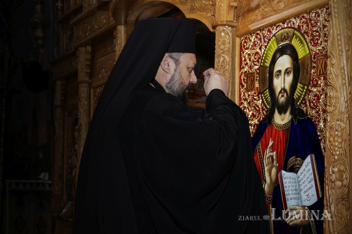 Filipeni 1, 20-27 271880