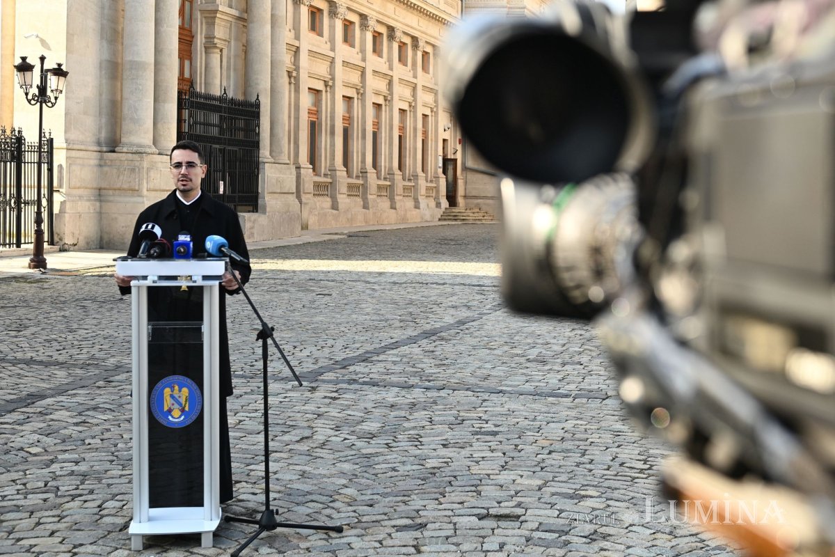 Jandarmii și voluntarii ajută pelerinii veniți la Sfântul Cuvios Dimitrie 344936