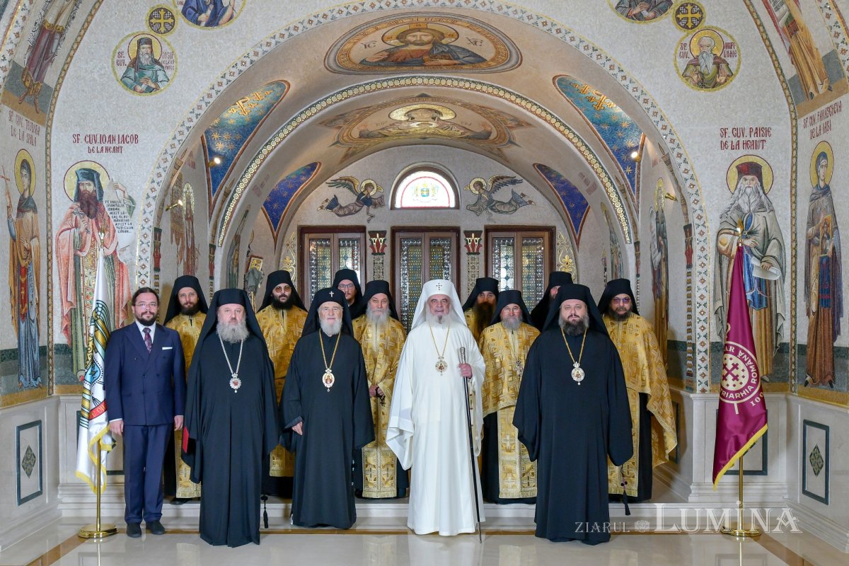 Îmbrățișarea sfinților pe Dealul Patriarhiei 345522