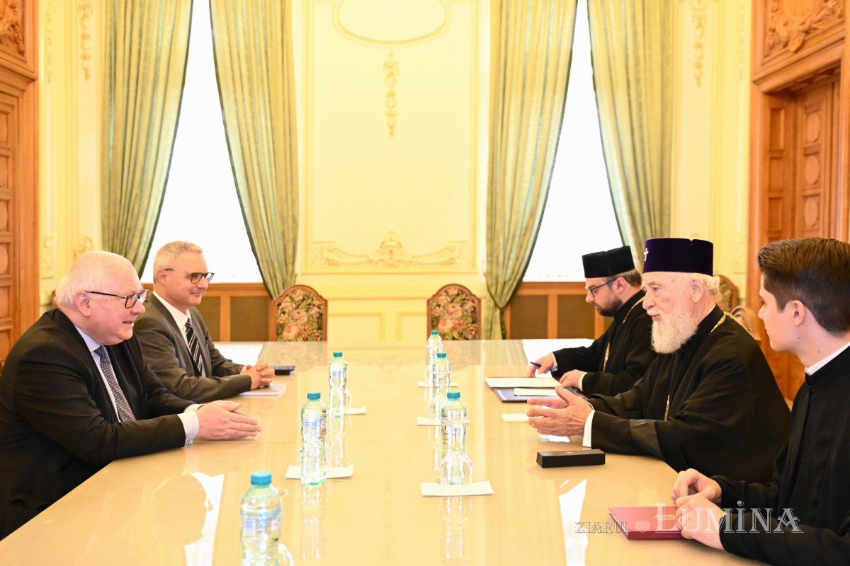 Oaspeți din Franța în vizită la Patriarhia Română 345498