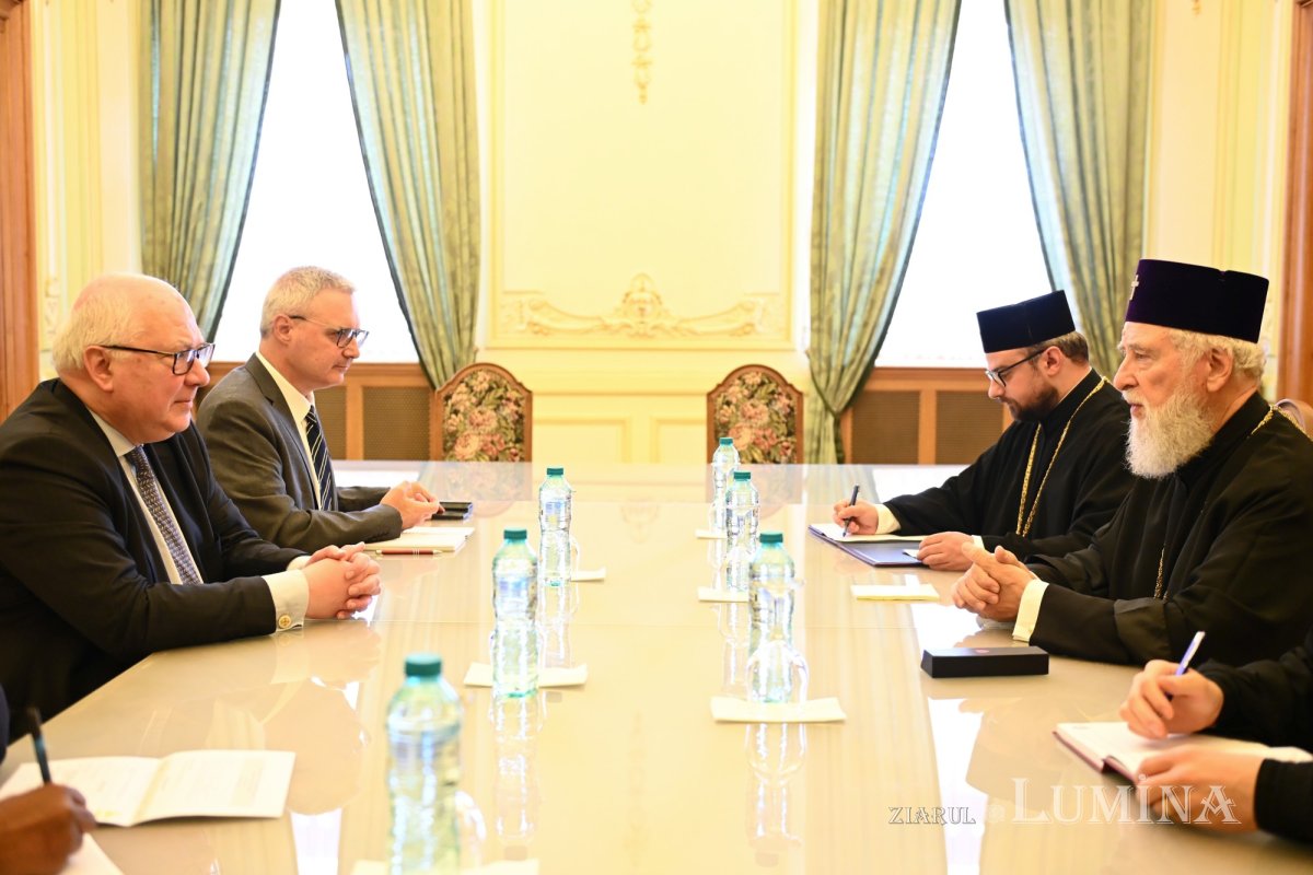 Oaspeți din Franța în vizită la Patriarhia Română 345502