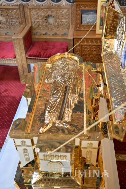 Raclă pentru moaștele Sfântului Andrei sfințită de Patriarhul României 345472