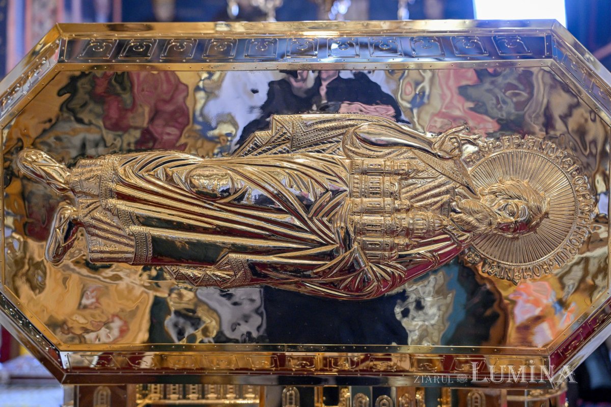 Raclă pentru moaștele Sfântului Andrei sfințită de Patriarhul României 345474