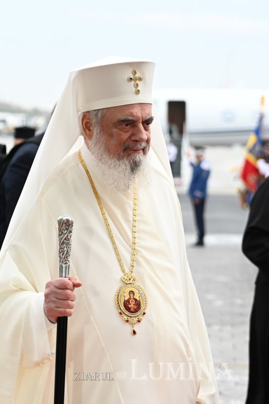 Patriarhul Ecumenic Bartolomeu a ajuns în România 345682