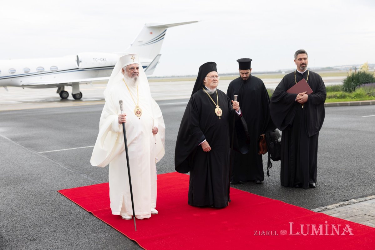 Patriarhul Ecumenic Bartolomeu a ajuns în România 345690
