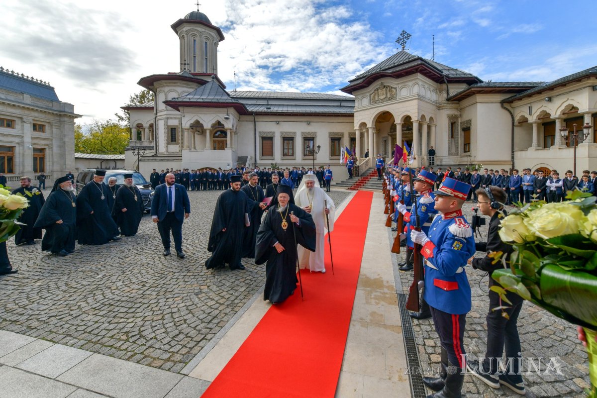 Primire cu fast liturgic la Catedrala Patriarhală din București 345715