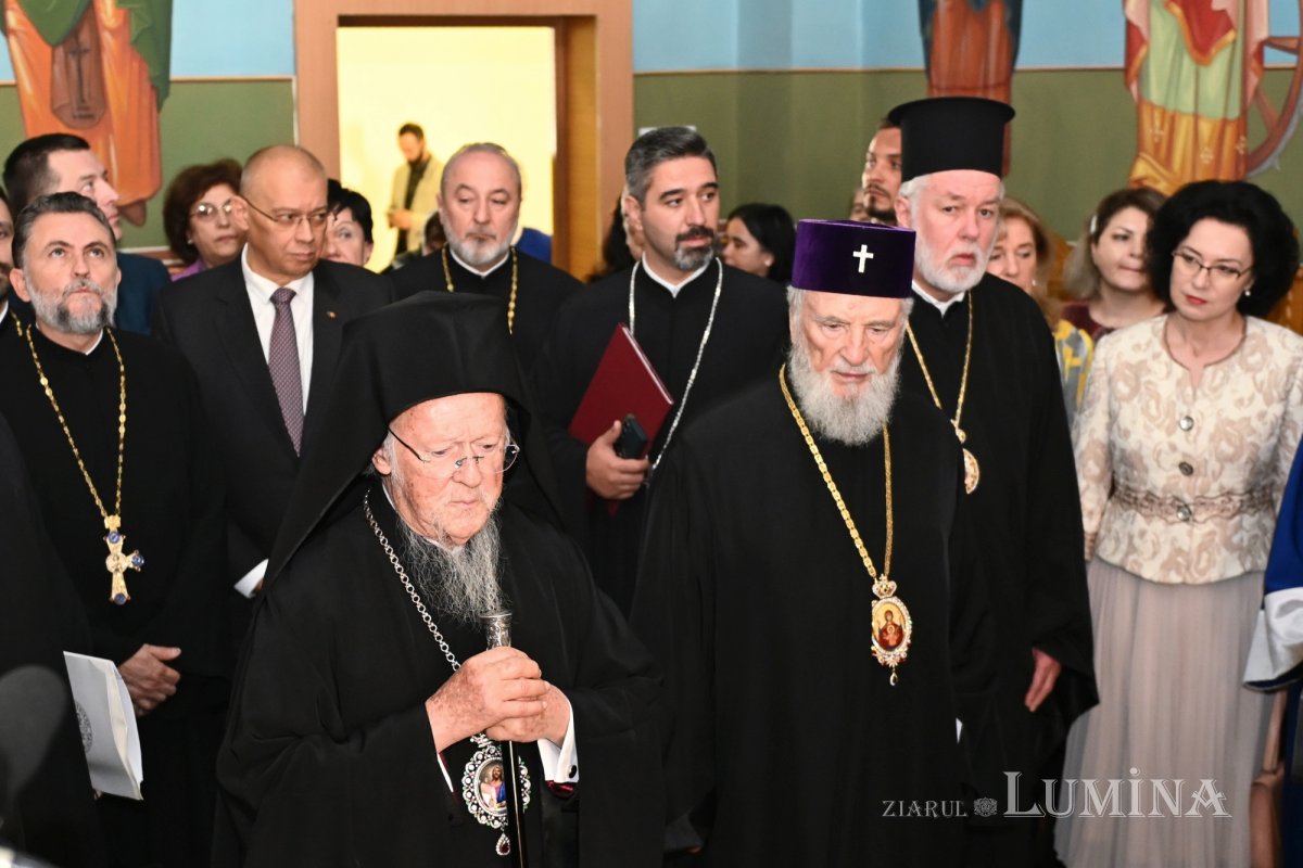 Distincție academică onorifică pentru Patriarhul Ecumenic 345798