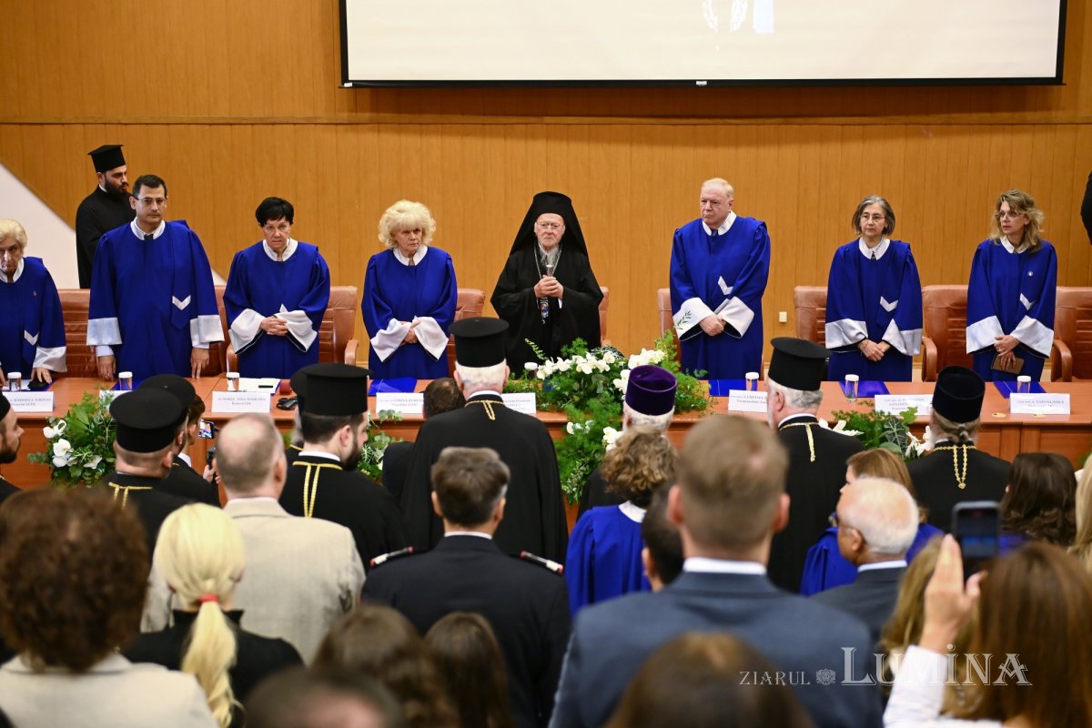 Distincție academică onorifică pentru Patriarhul Ecumenic 345799