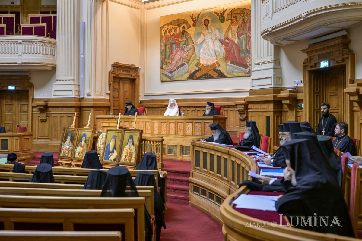 Ședință de lucru a Sfântului Sinod al Bisericii Ortodoxe Române 345789
