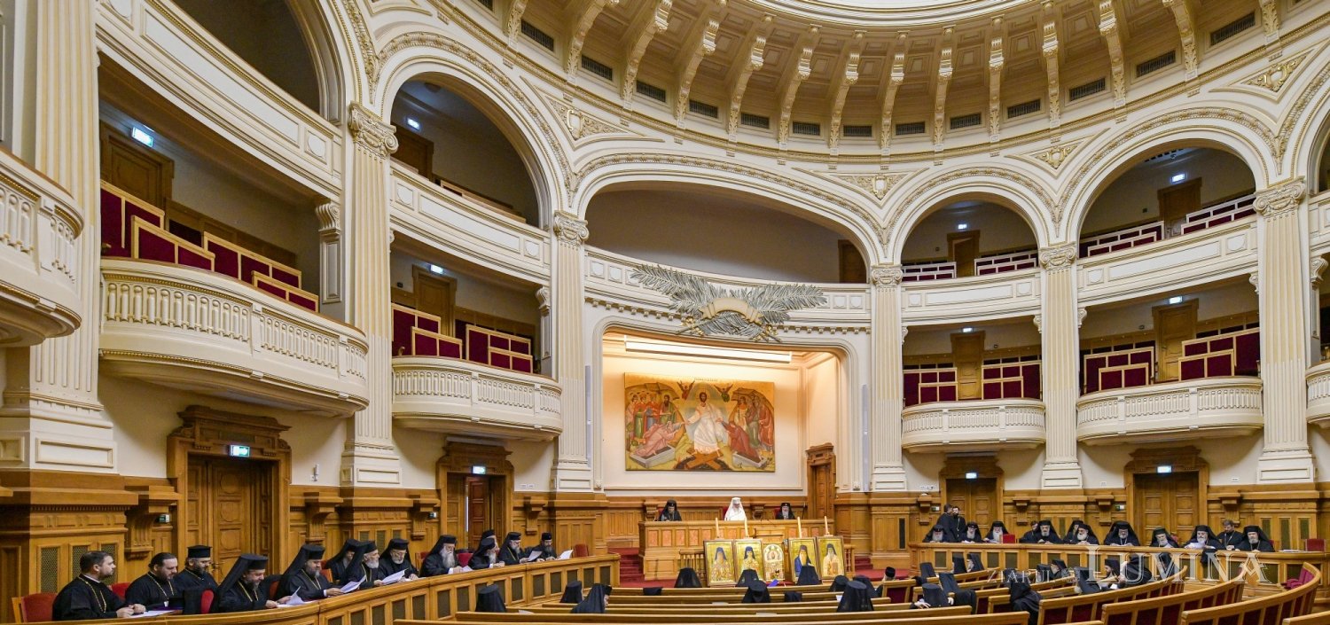 Ședință de lucru a Sfântului Sinod al Bisericii Ortodoxe Române 345795