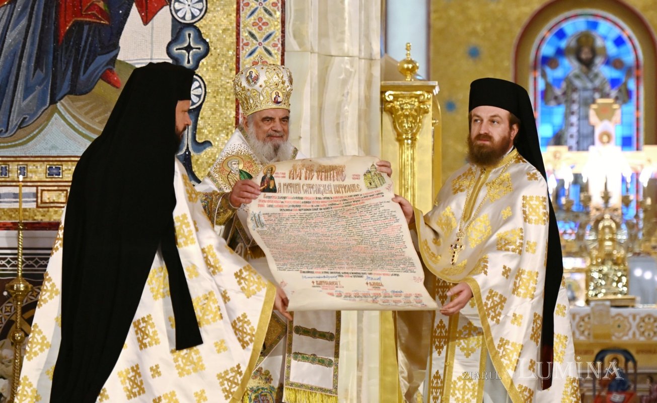 Act de sfințire a picturii Catedralei Naționale 345907