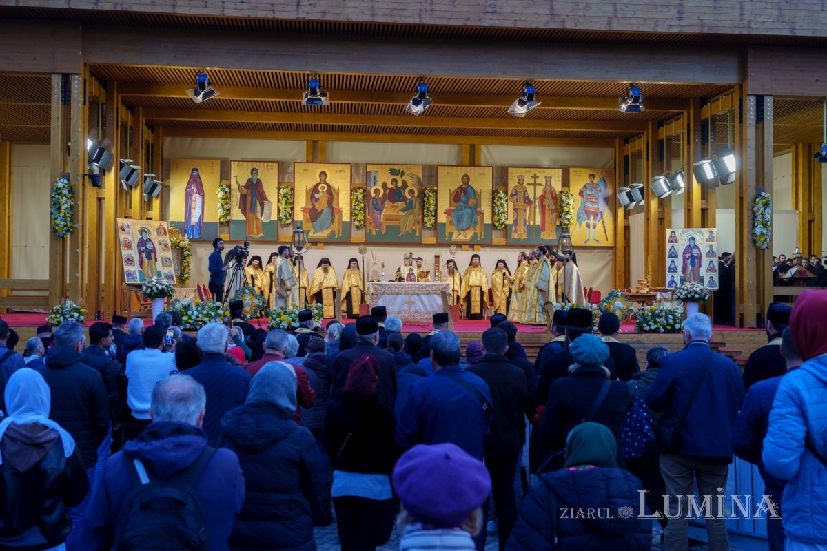 Cinstire la ceas de seară pentru ocrotitorul cetății Bucureștilor 345993