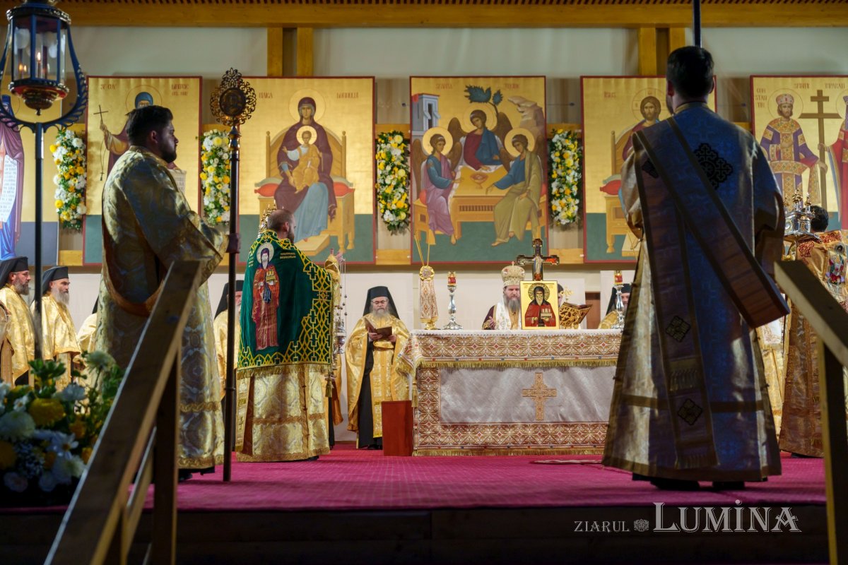 Cinstire la ceas de seară pentru ocrotitorul cetății Bucureștilor 346003