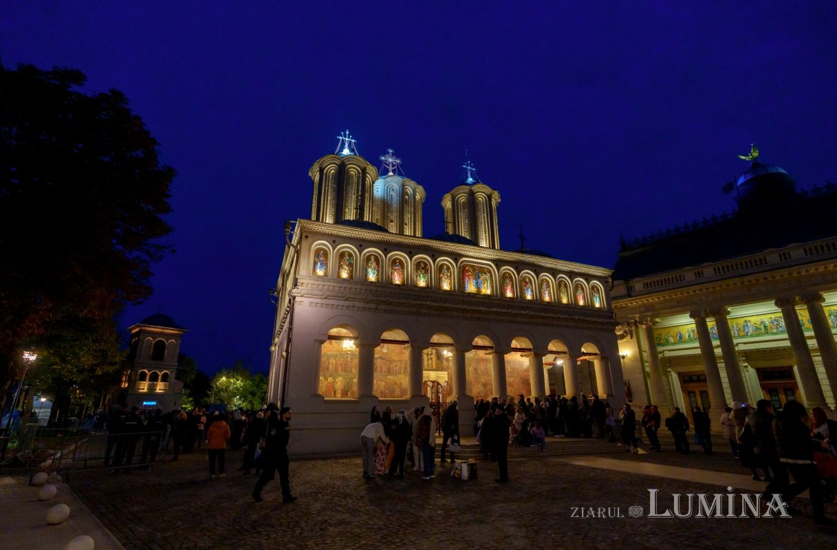 Cinstire la ceas de seară pentru ocrotitorul cetății Bucureștilor 346009