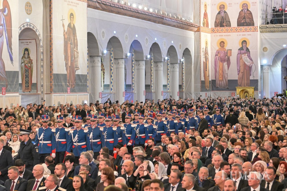 Ziua cea mare a Sfințirii picturii Catedralei Naționale 345929