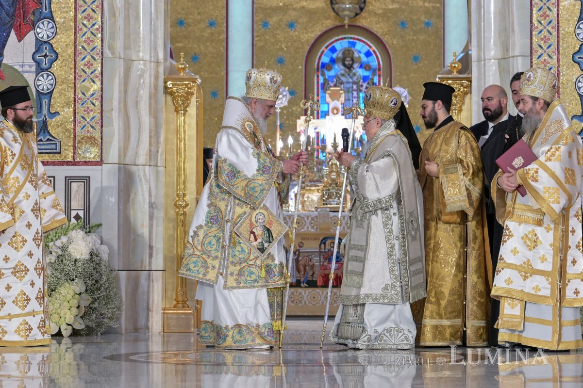 Ziua cea mare a Sfințirii picturii Catedralei Naționale 345964