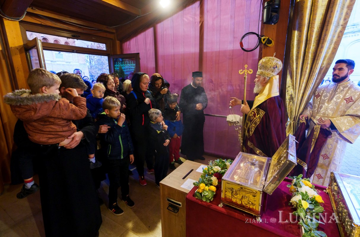 Priveghere în cinstea Sfântului Ierarh Iachint la Catedrala Patriarhală 346189