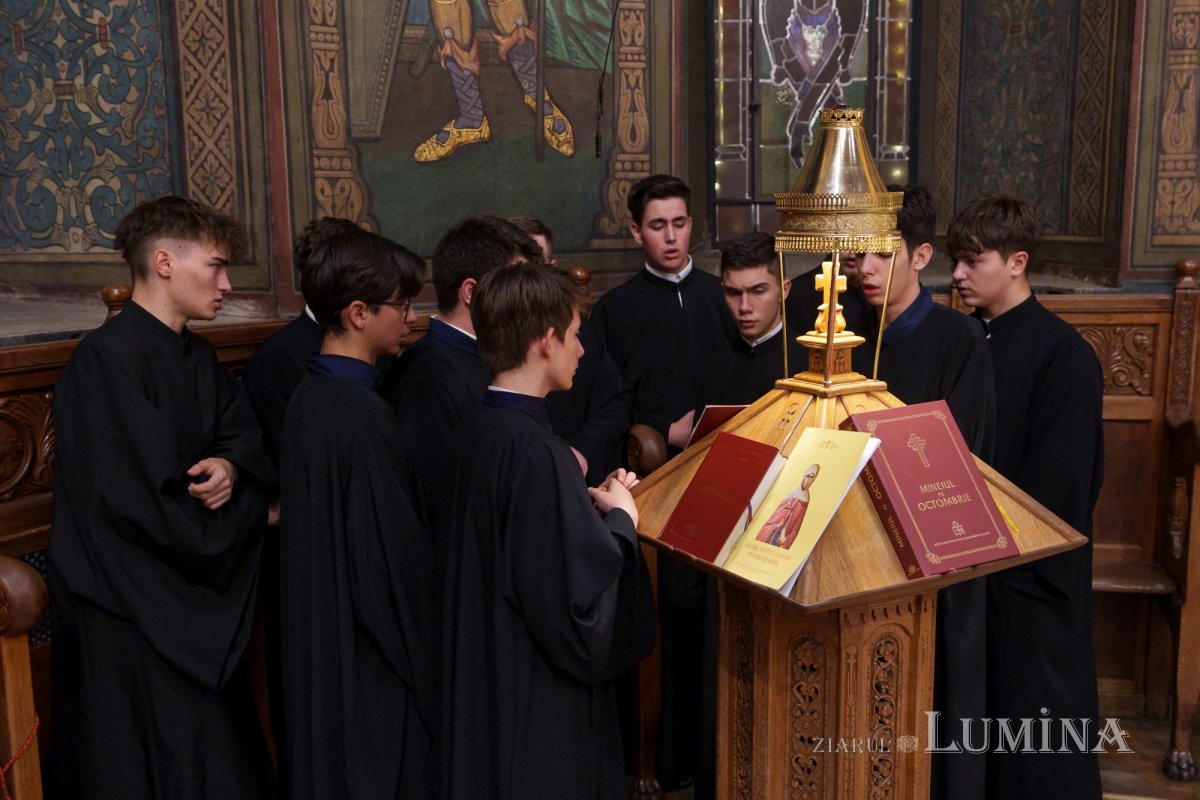 Priveghere în cinstea Sfântului Ierarh Iachint la Catedrala Patriarhală 346192