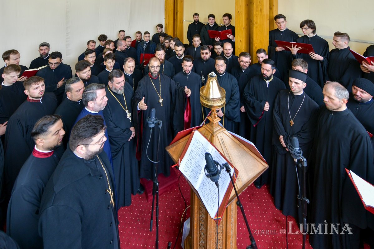 Serbare istorică a hramului de toamnă al Catedralei Patriarhale 346045