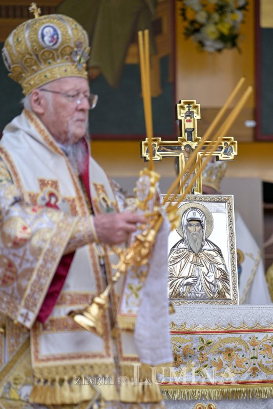 Serbare istorică a hramului de toamnă al Catedralei Patriarhale 346056