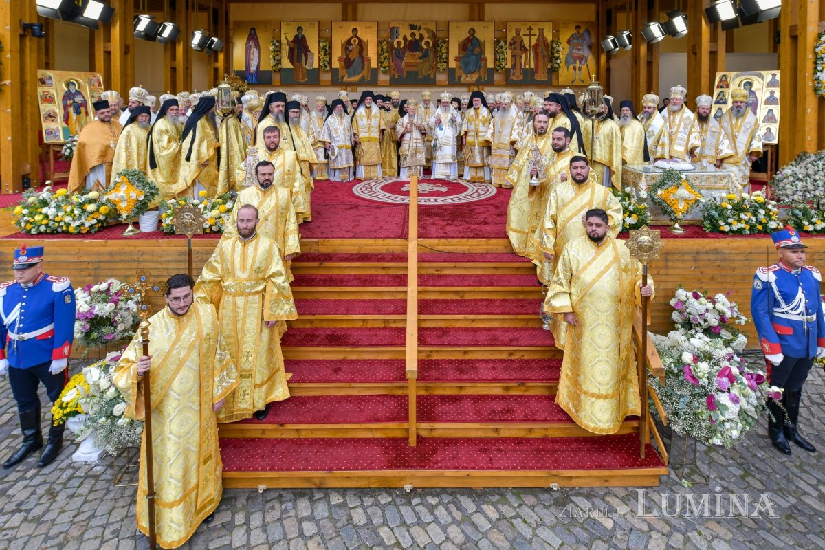 Serbare istorică a hramului de toamnă al Catedralei Patriarhale 346058