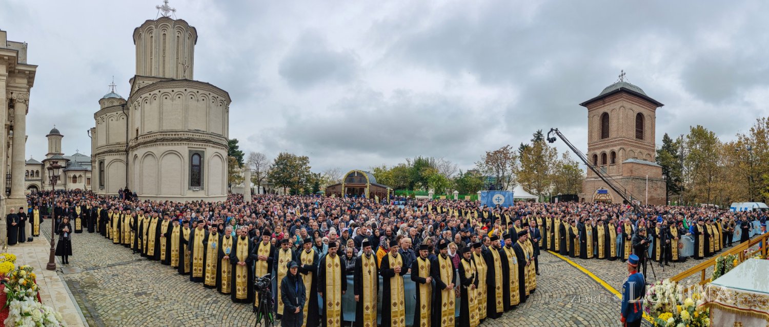 Serbare istorică a hramului de toamnă al Catedralei Patriarhale 346068