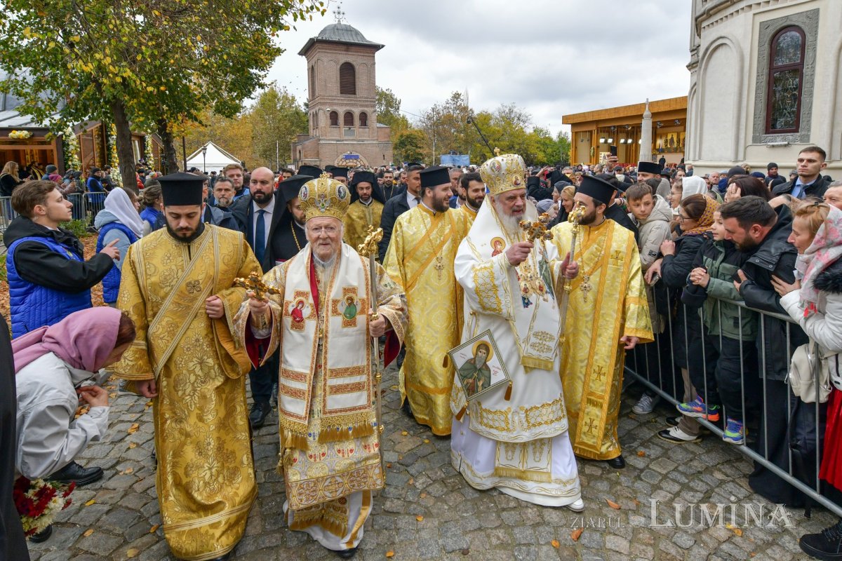 Serbare istorică a hramului de toamnă al Catedralei Patriarhale 346073