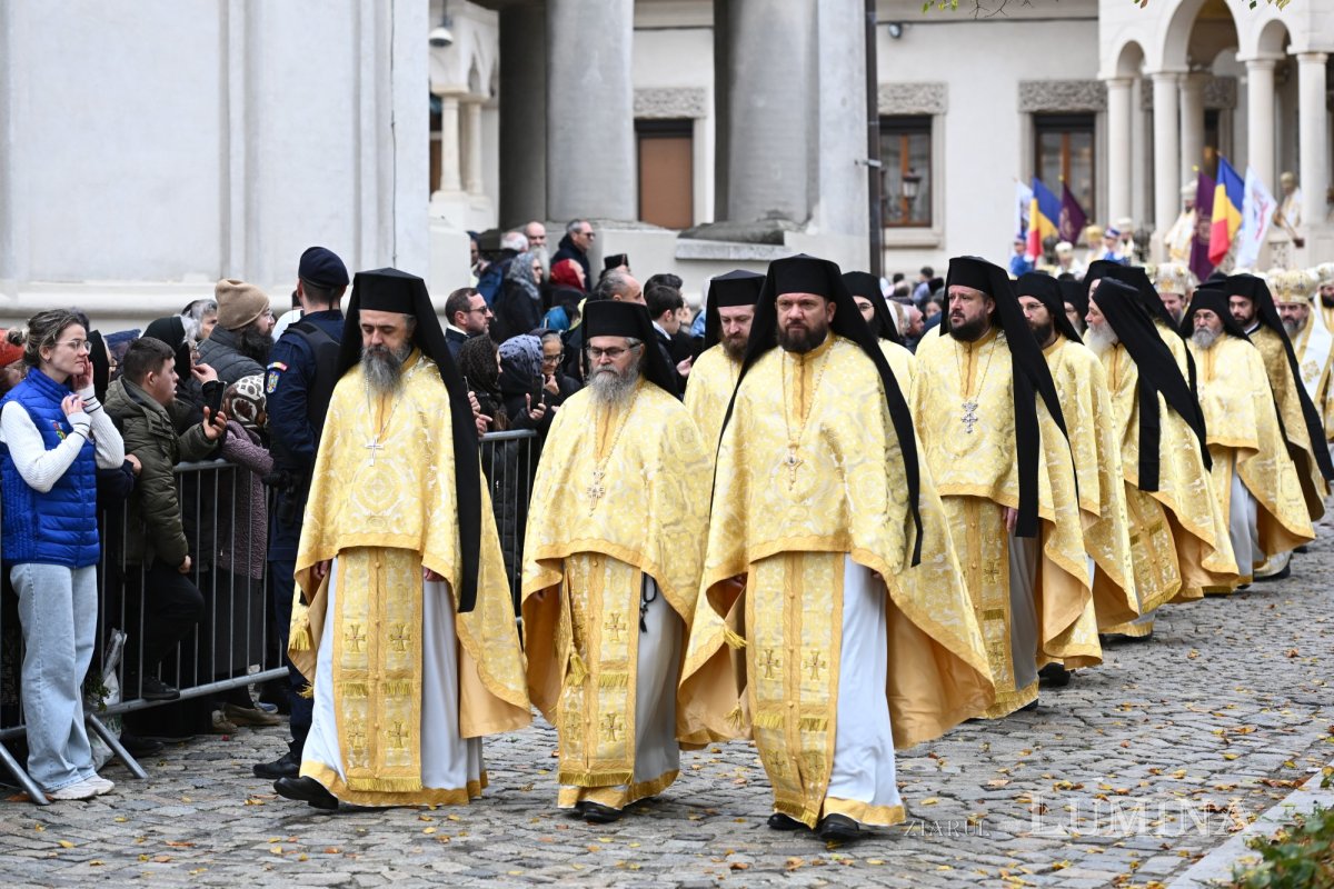 Serbare istorică a hramului de toamnă al Catedralei Patriarhale 346078