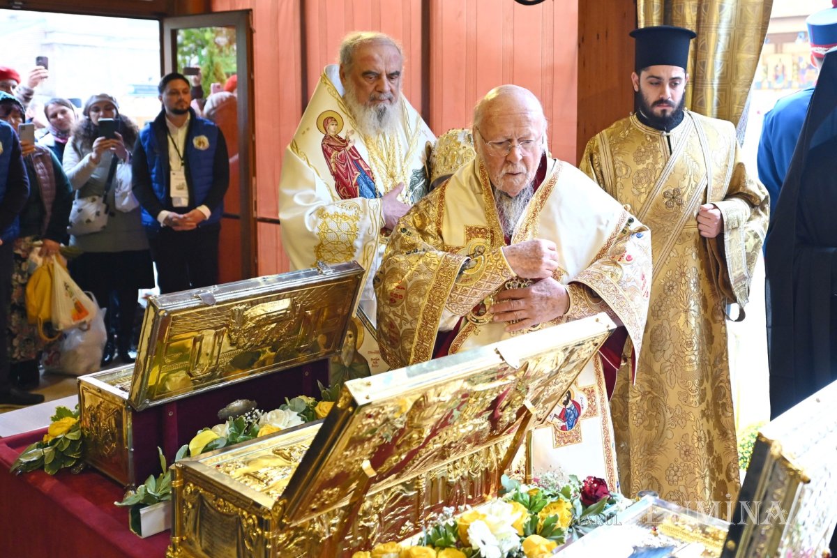 Serbare istorică a hramului de toamnă al Catedralei Patriarhale 346080