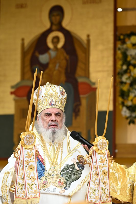 Serbare istorică a hramului de toamnă al Catedralei Patriarhale 346100