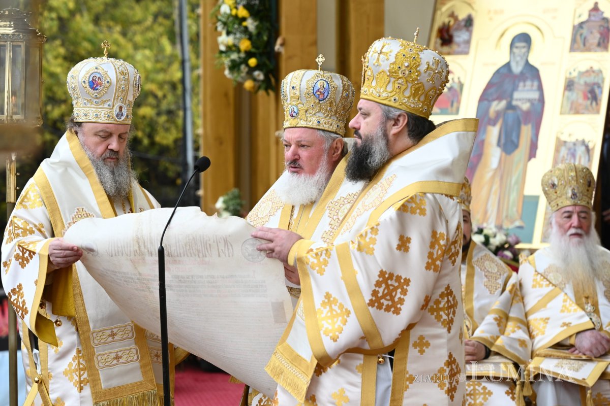 Serbare istorică a hramului de toamnă al Catedralei Patriarhale 346110