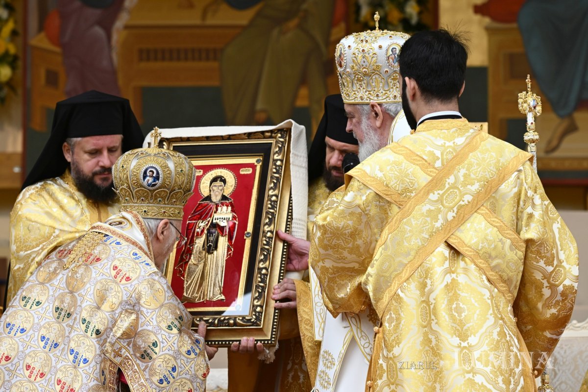 Serbare istorică a hramului de toamnă al Catedralei Patriarhale 346115