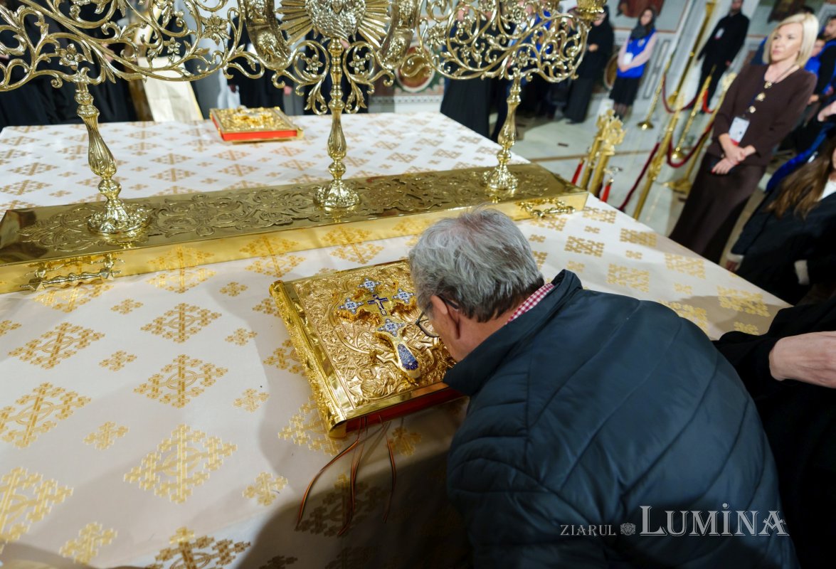 Moaștele Sfântului Cuvios Dimitrie cel Nou au fost duse în Catedrala Națională 346479