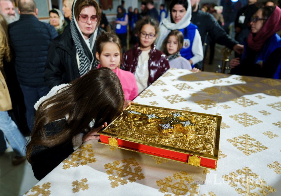 Moaștele Sfântului Cuvios Dimitrie cel Nou au fost duse în Catedrala Națională 346483