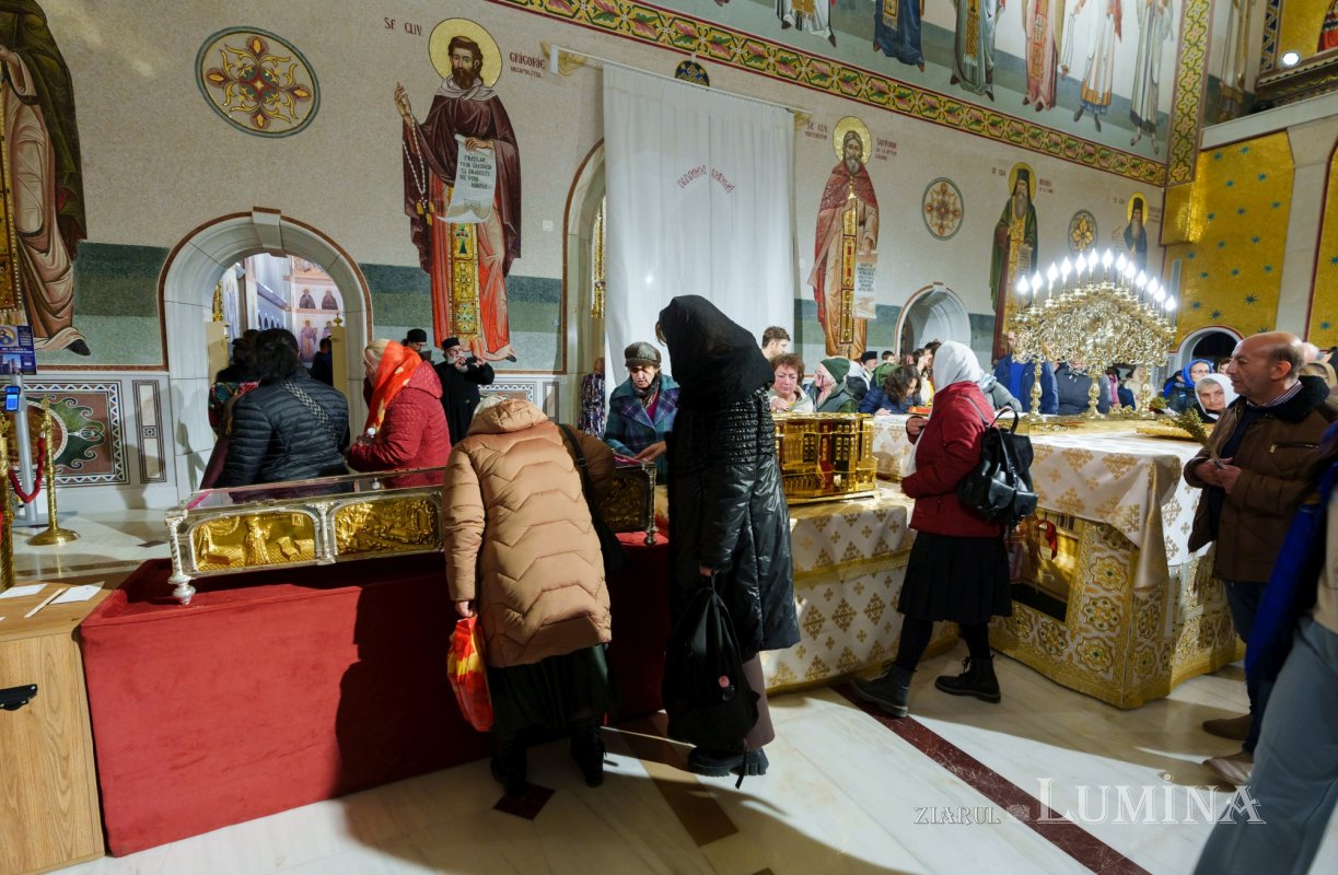 Moaștele Sfântului Cuvios Dimitrie cel Nou au fost duse în Catedrala Națională 346488